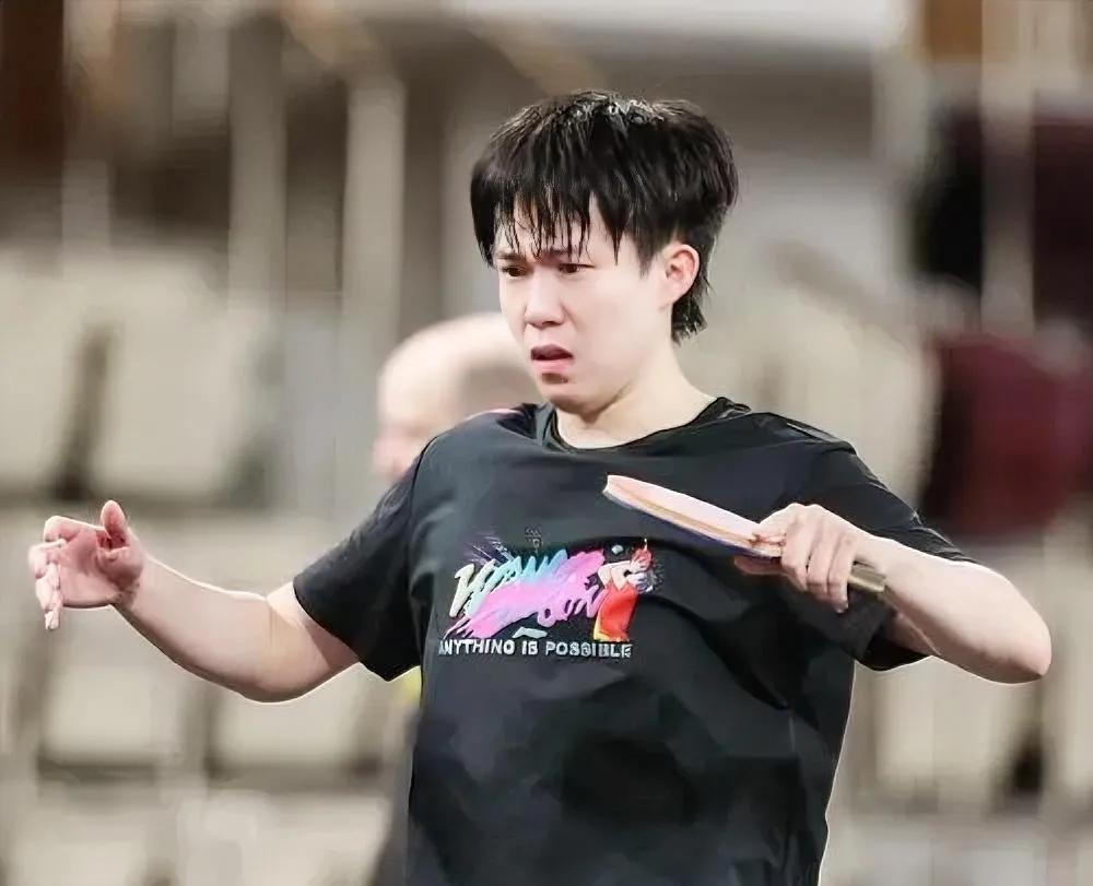 王楚钦一觉睡醒，收到2个消息一个是坏消息，另一个也是坏消息第一个坏消息是，左