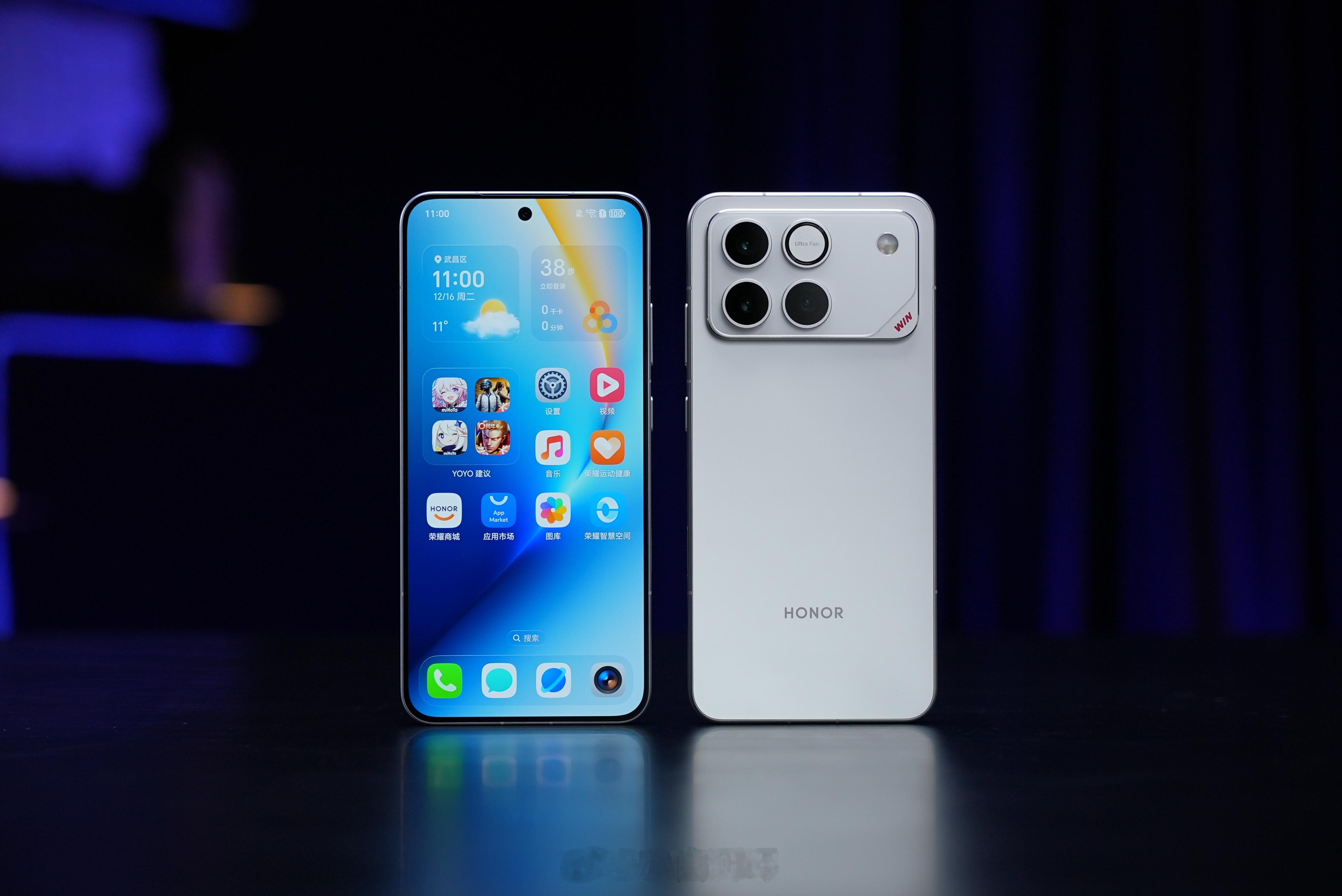 荣耀WIN&荣耀WINRT真机实拍全系三个颜色：指定赢（银）、快开黑、不