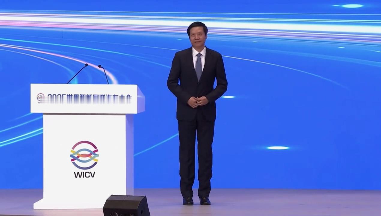 为什么雷军的口碑变了下午看了2025世界智能网联汽车大会，雷总的发言总过程，依然