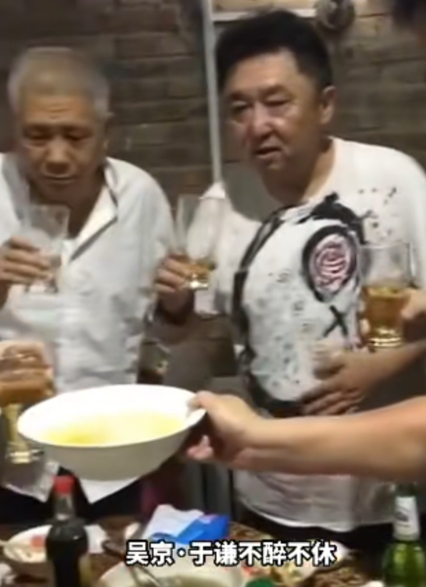 为什么相声圈的，都不敢惹于谦？其实答案很简单，真惹不起！杨老五常常在各方发