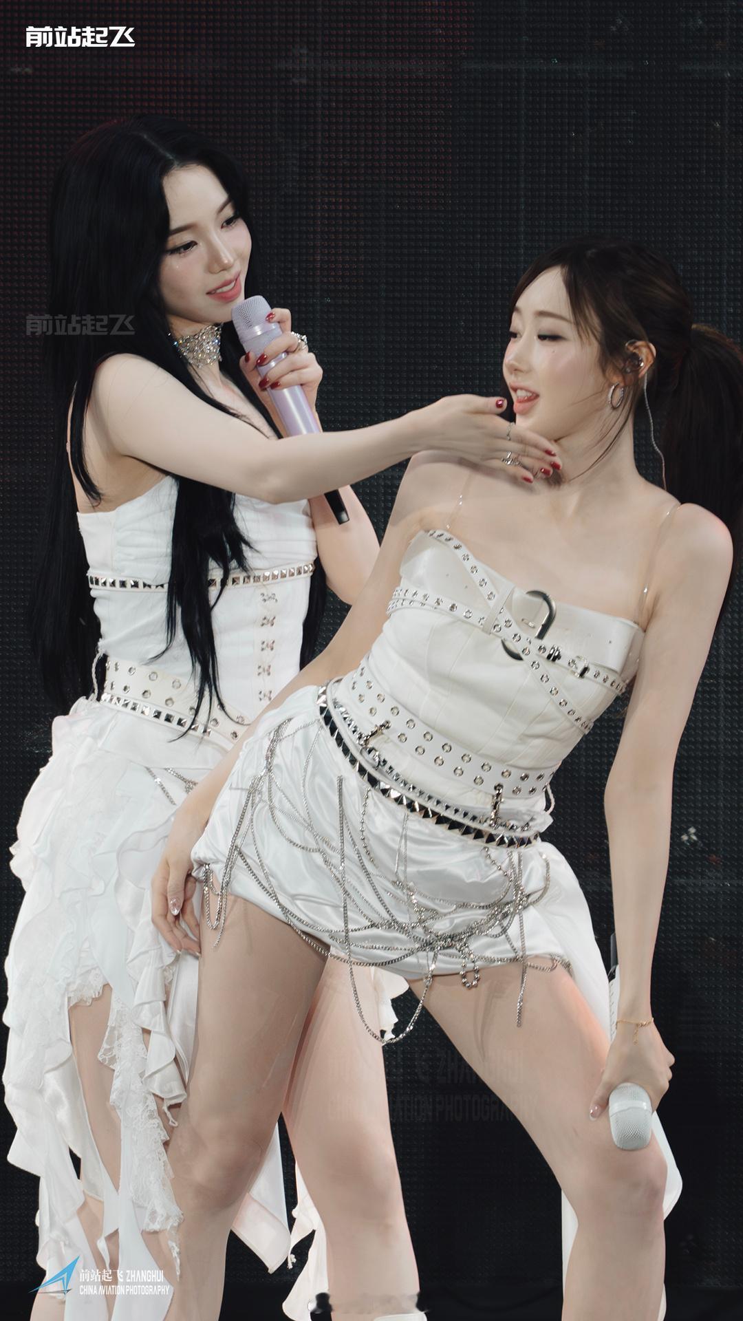 柳智敏玩别的女人，金冬天知道吗​​​