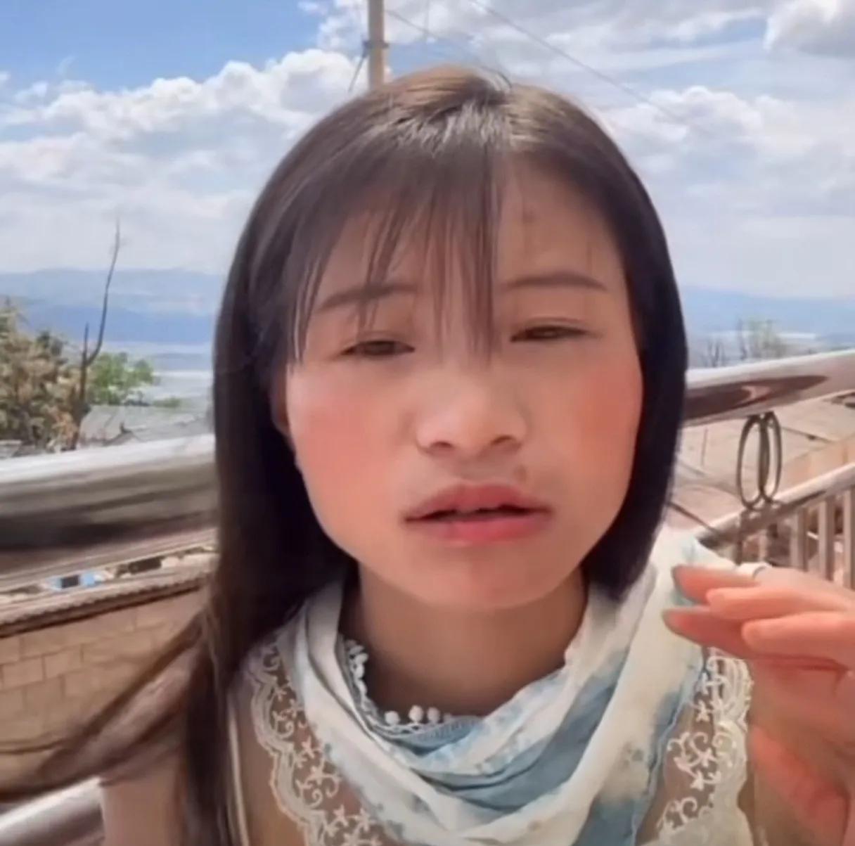 说实话，真羡慕那些网红。轻松能实现阶级跨越网红小英说考虑到时间让女儿出国留学