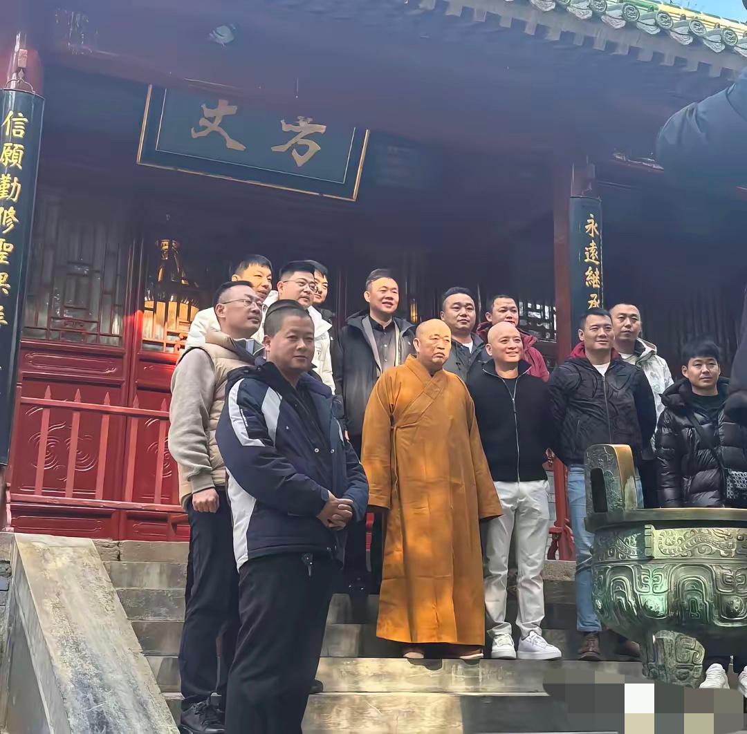 全是一群乌合之众！