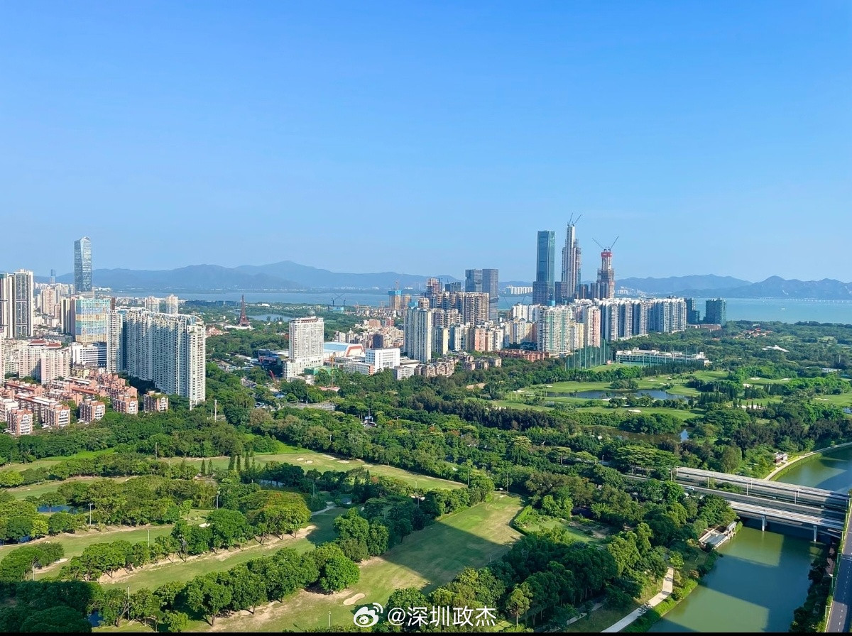 昨晚华润城润玺一期175平新成交，2栋40多楼，2760万成交，单价2760/1