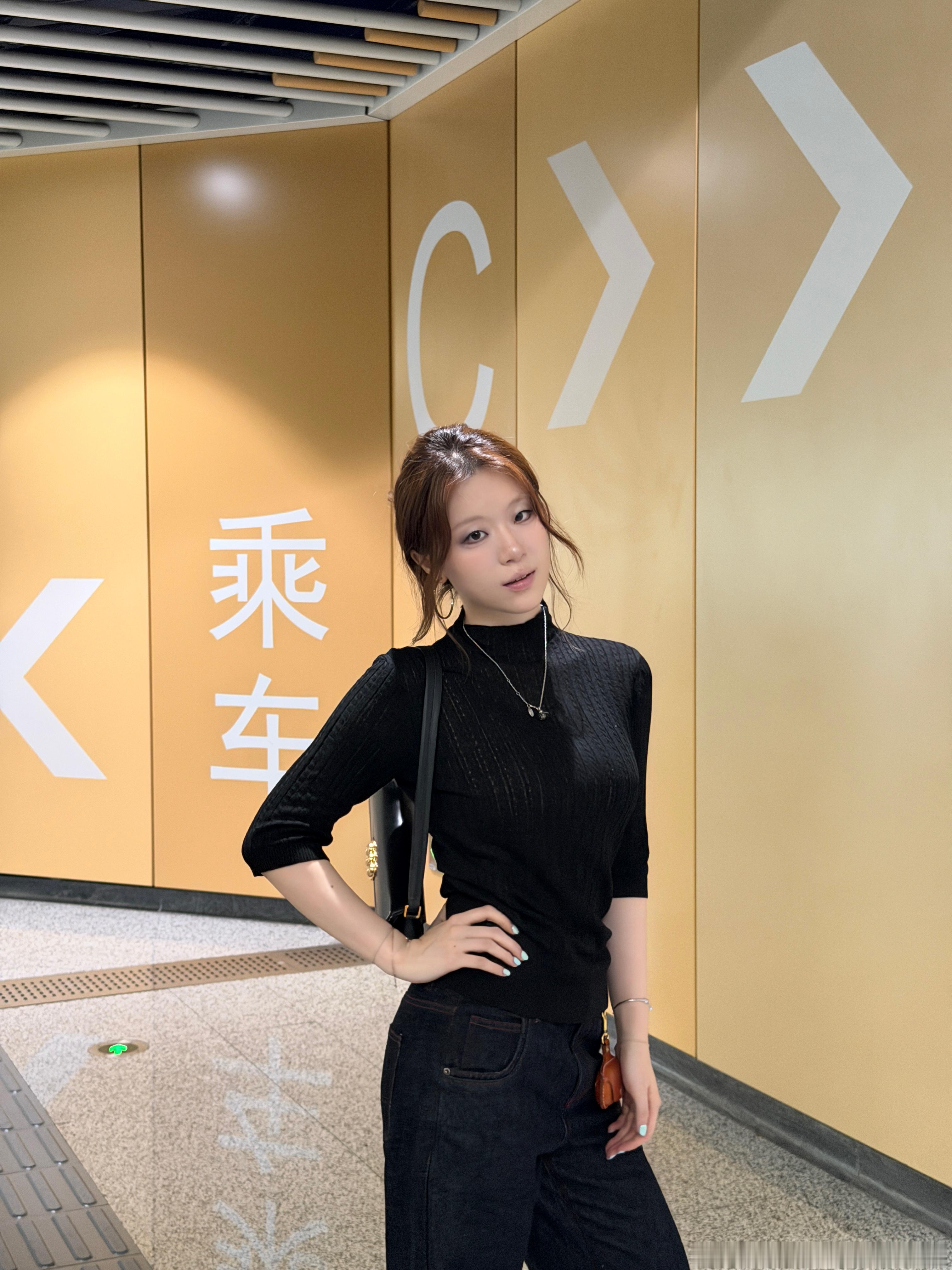 朋友们姐姐来了！😋