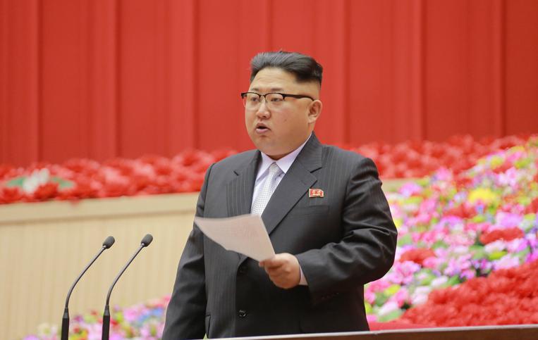 金正恩发表重要讲话朝鲜将正式承认韩国！ 9月21日，金正恩在朝鲜最高人民会