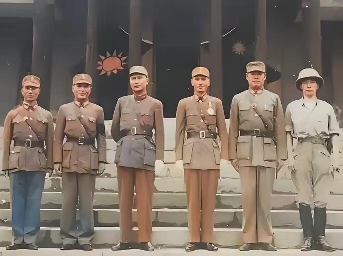 “小蒋介石”、“小委员长”分别指谁？国军有位将领疯狂地崇拜老蒋，此人还有超强的模