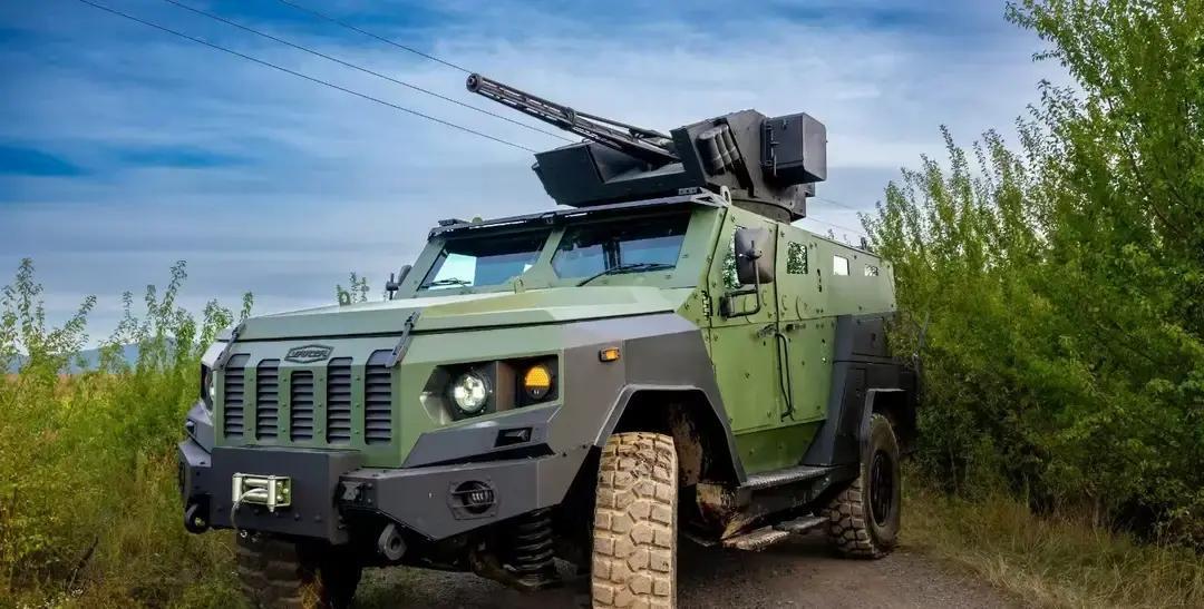 欧盟准备为乌克兰再拿出约900亿欧元军费，其中300亿用于购买乌克兰自产装备，6