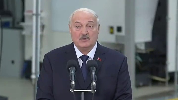 卢卡申科：女性铲雪运动是保持青春秘诀？