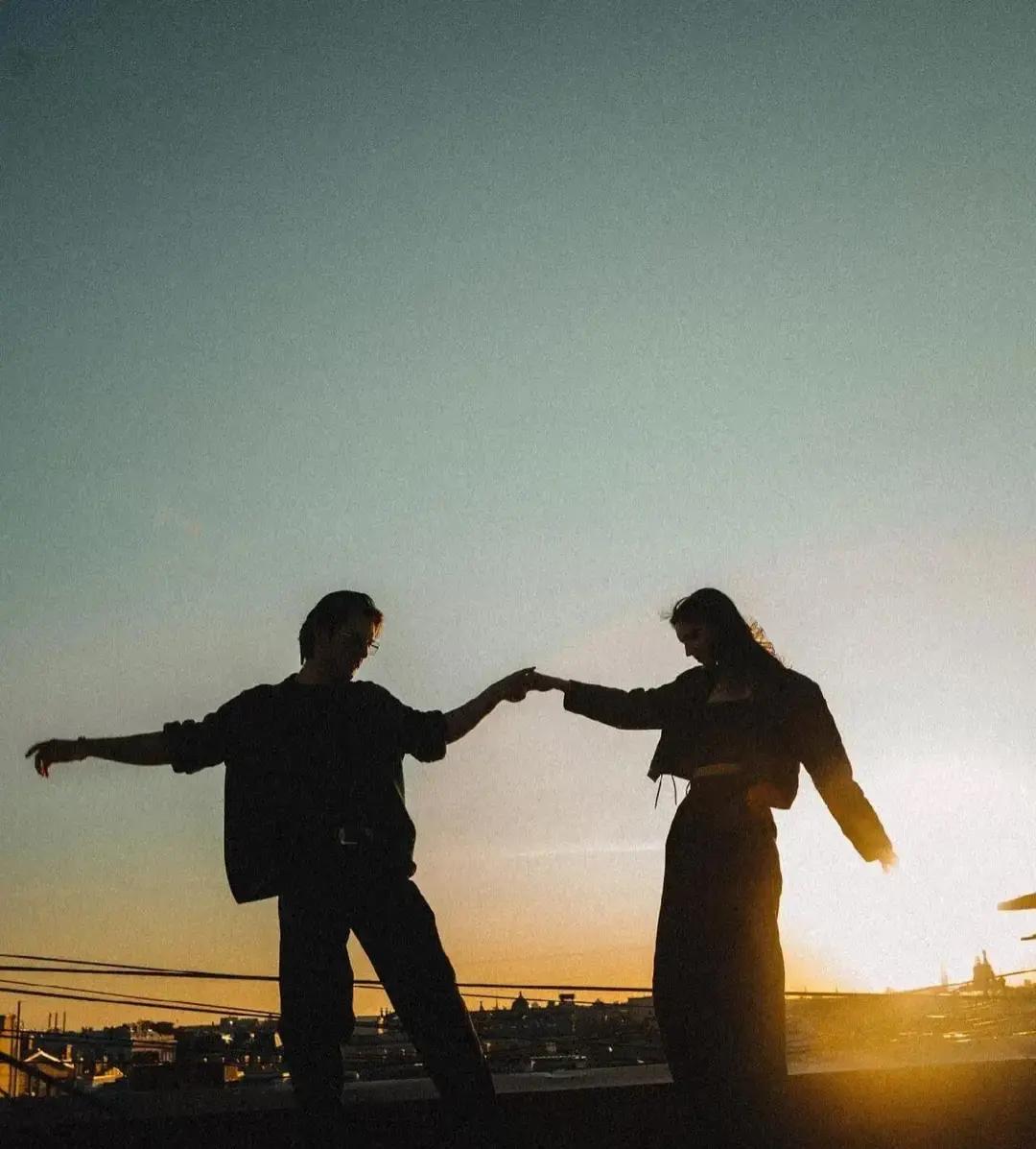 男人和已婚女人搞婚外情背后真相多数是打着自己的小算盘——既想得到点什...