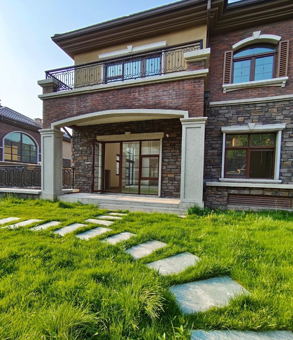 当前房地产形势下，该救楼市吗？今年的小阳春二手房市场热热闹闹，进入中下旬以来