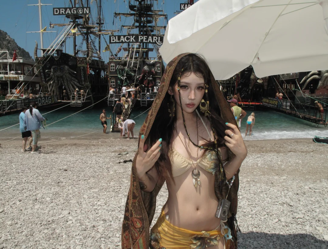 To the Black Pearl,to freedom🏴‍☠️