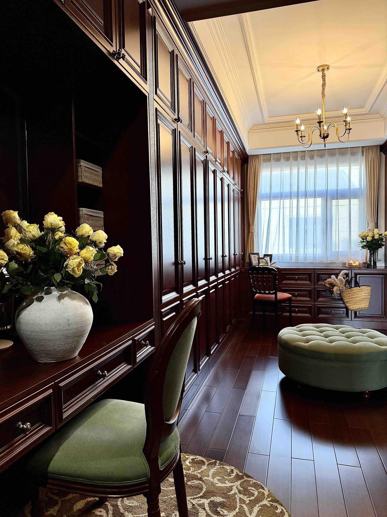 邻居说，同样的户型，怎么你家看着更贵？听到这话，心里还是忍不住偷偷欢喜了一下。