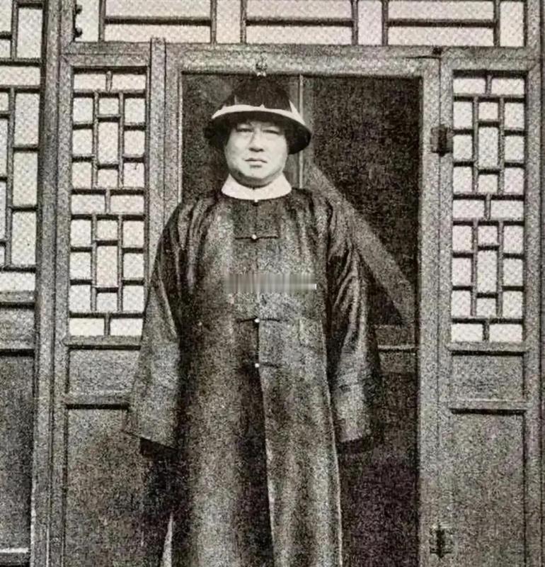 中国历史上有一项延续了三千年的制度，除了个别朝代，从未废止，这个比任何一个王朝延
