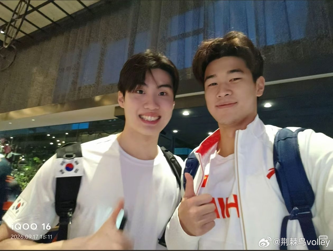 🇰🇷黄善宇🤝🇨🇳潘展乐，不愧是iQOO16产品体验官！#潘展乐##iQOO16#​