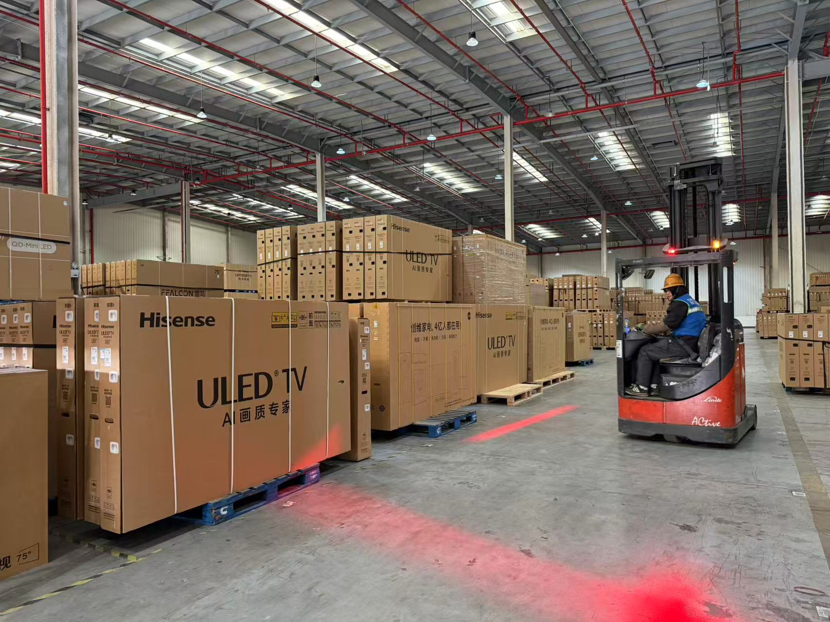 国补政策引爆百吋电视爆单，配送难题如何破解？