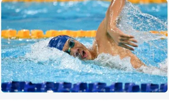 全运泳池大爆冷！18岁小将干翻两大名将，孙杨这次真的难了谁能想到全运会20