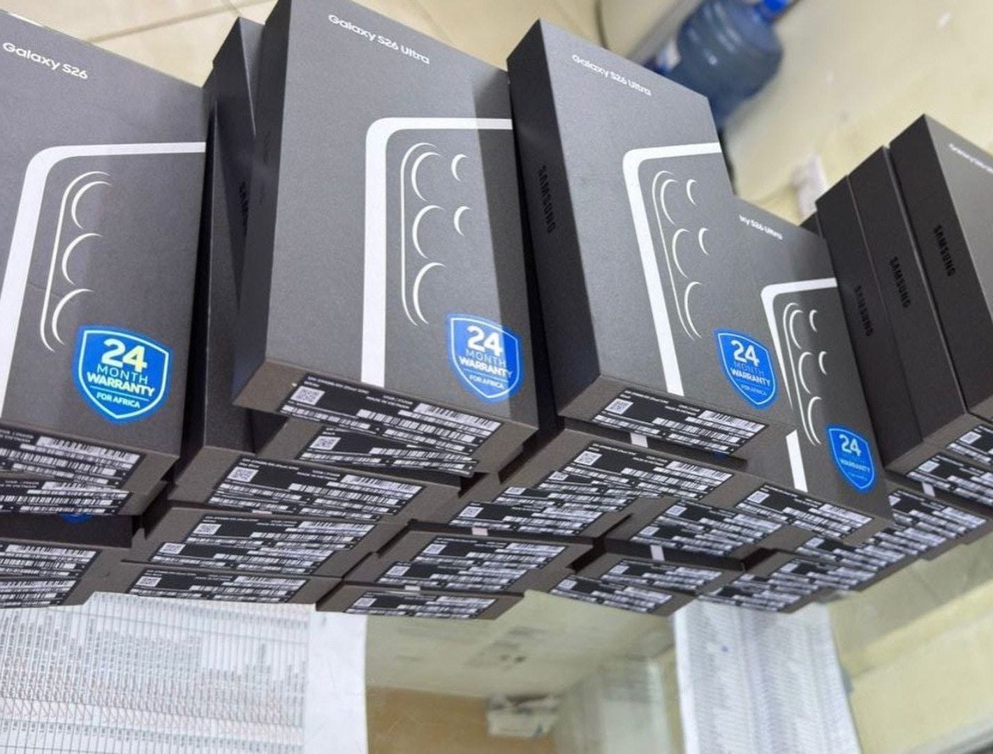 三星内鬼把S26Ultra非洲版拿到迪拜公开售卖，太离谱了