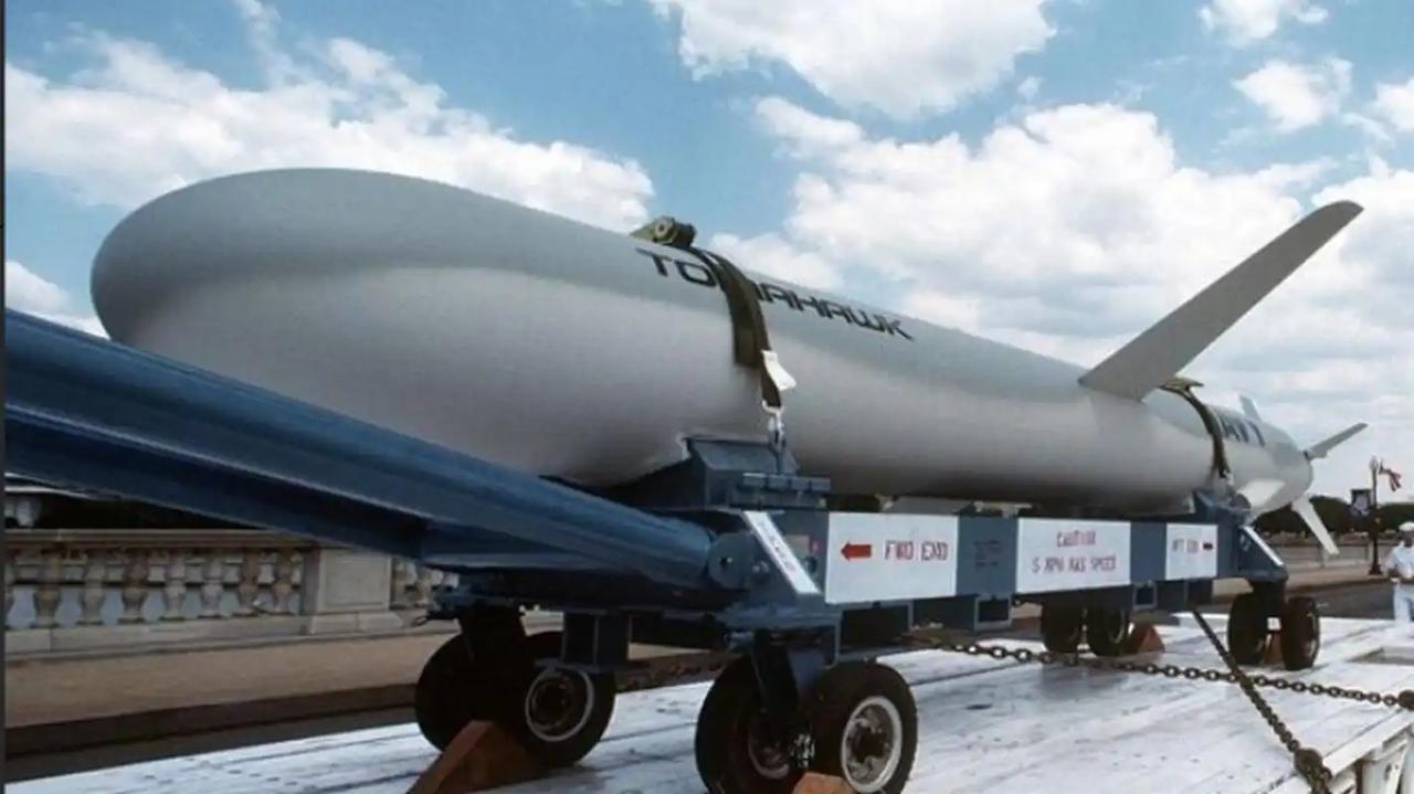 ·彻底撕下伪装！战斧巡航导弹现在已经开始交付给隔壁小日子了......这款导