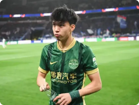 澎湃新闻的消息称鉴于王钰栋在中超的出色表现，已经有德国和法国的几支球队有意于王钰