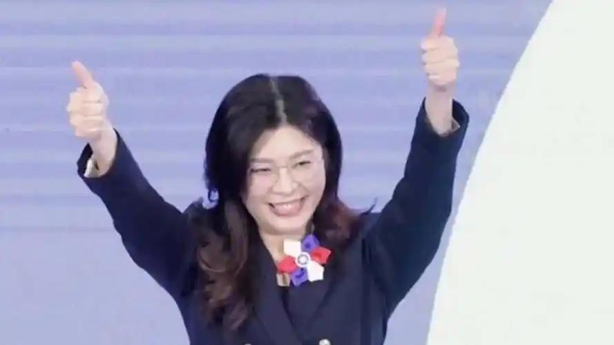 就在刚刚，国民党主席郑丽文发表声明。4月18日上午，郑丽文出席台湾地区“