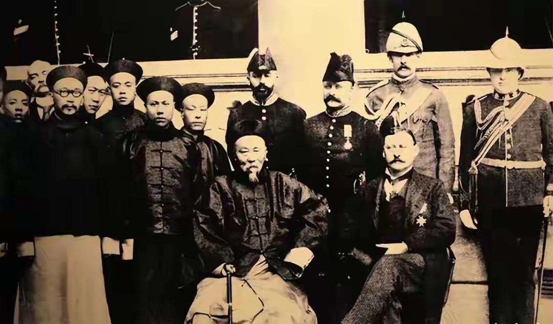 怎样破曾国藩的结硬寨打呆仗？其实真的很容易，古今中外的军事思想，确实就只有教
