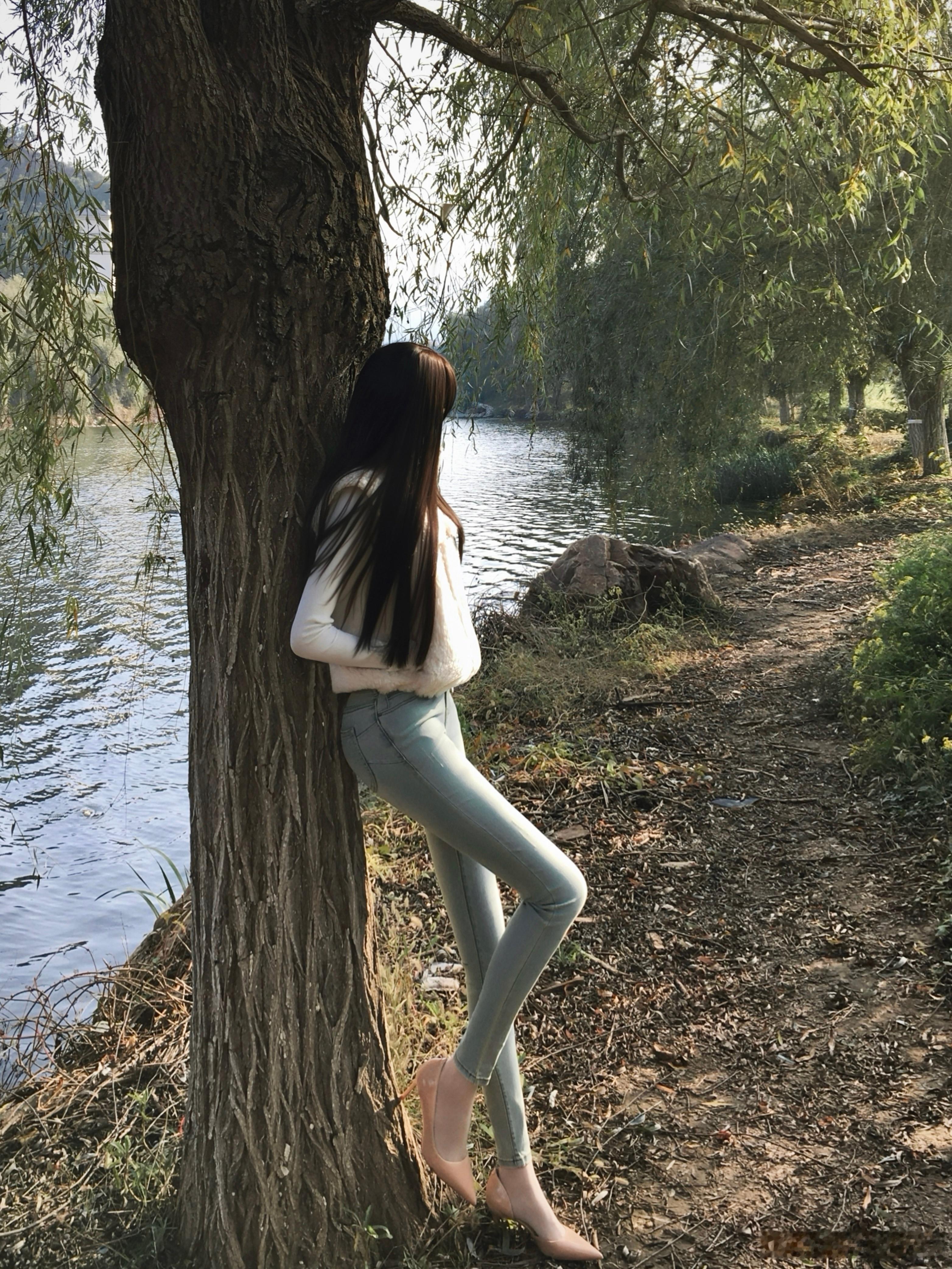 凛冽的风捶打在肩🍂​​​