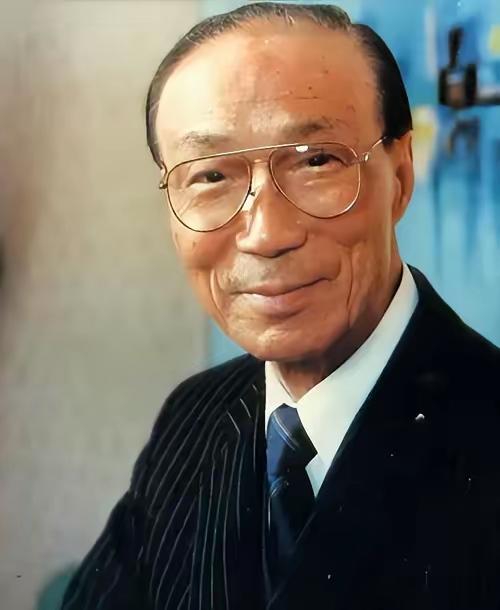 邵逸夫是个谜，他每年向国内捐1亿港币，2014年邵逸夫去世，他死后200