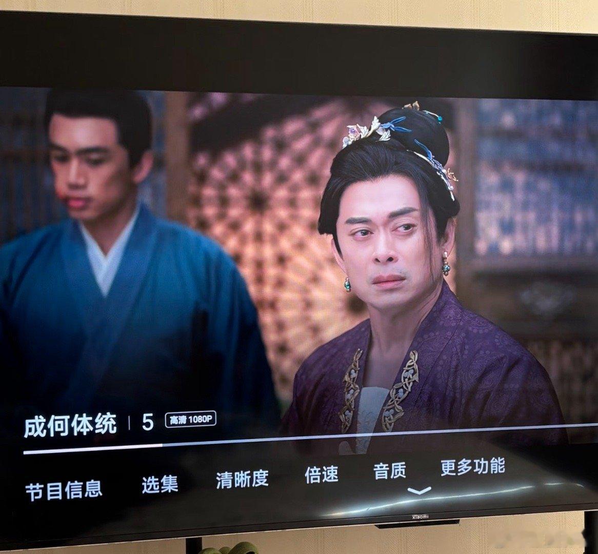 成何体统癫剧让樊少皇化女妆。TVB演员就是专业！没有他们演不了的