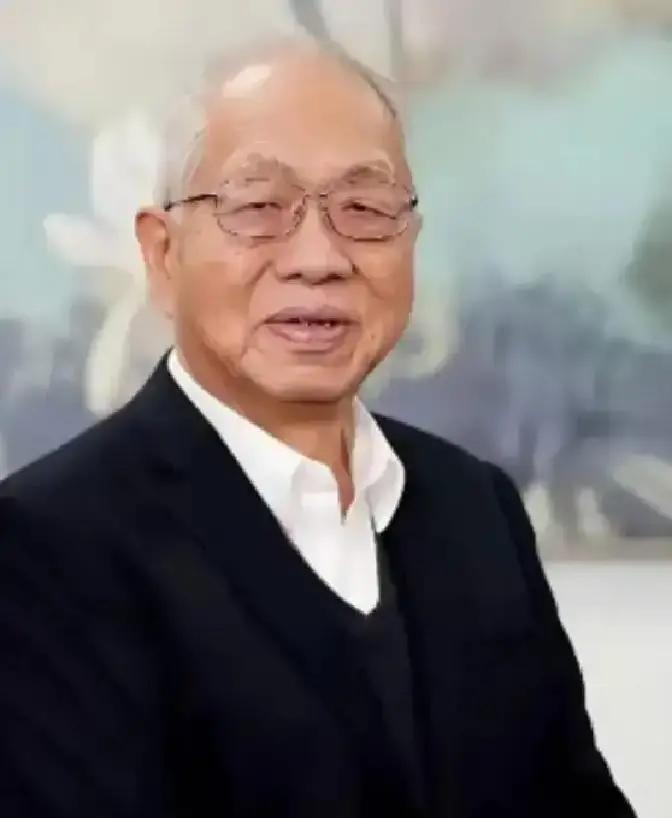 遮羞布终于被撕开了，美籍华裔数学家丘成桐曾直言：中国的数学水平落后美国足足80多年，大致相当于美国上