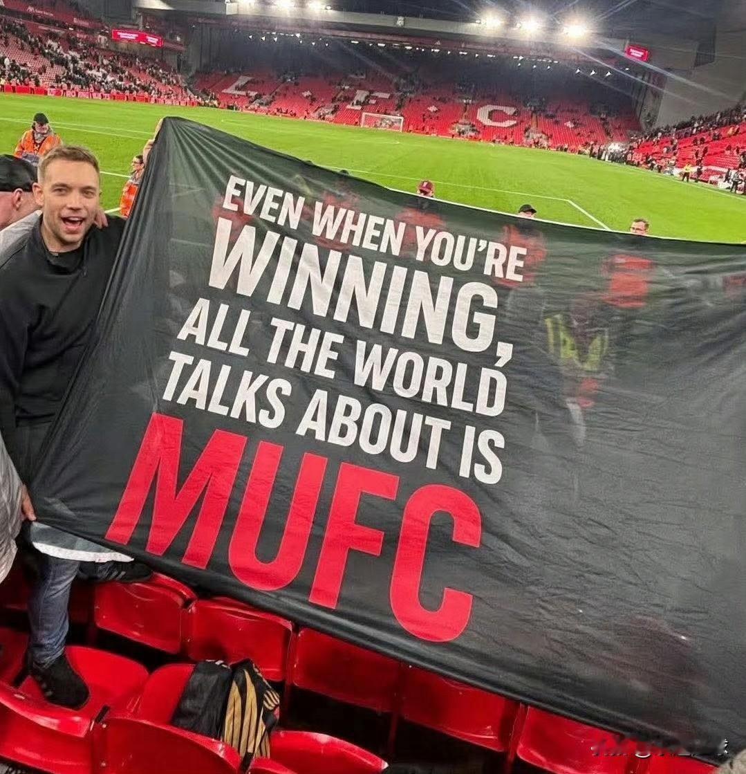 无论比赛结果如何,曼联场均长传尝试始终维持在约50次左右。附曼联本赛季的长传数据