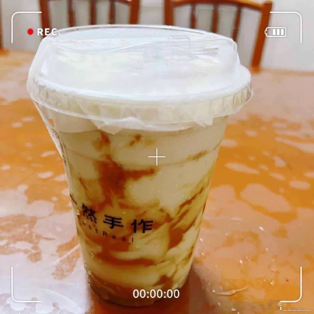 一冰箱的水果吃不动塞得满满当当猕猴桃西梅冬枣葡萄提子西红柿黄桃苹果香蕉桔子总有个心有感应的会买同款减