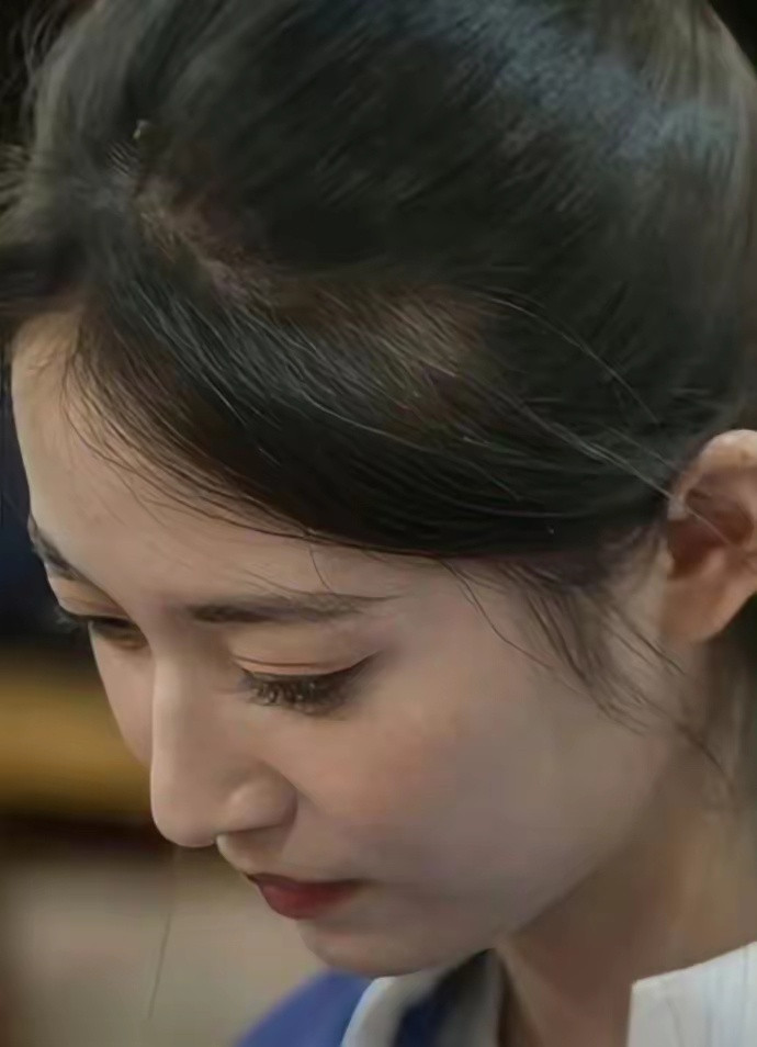 陈钰琪扛住央视镜头了吗