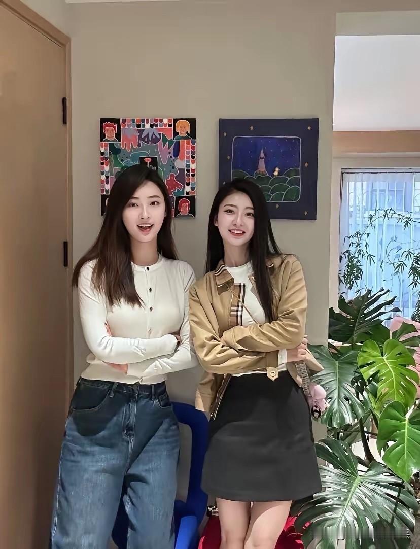 感觉她们比很多女明星好好看。