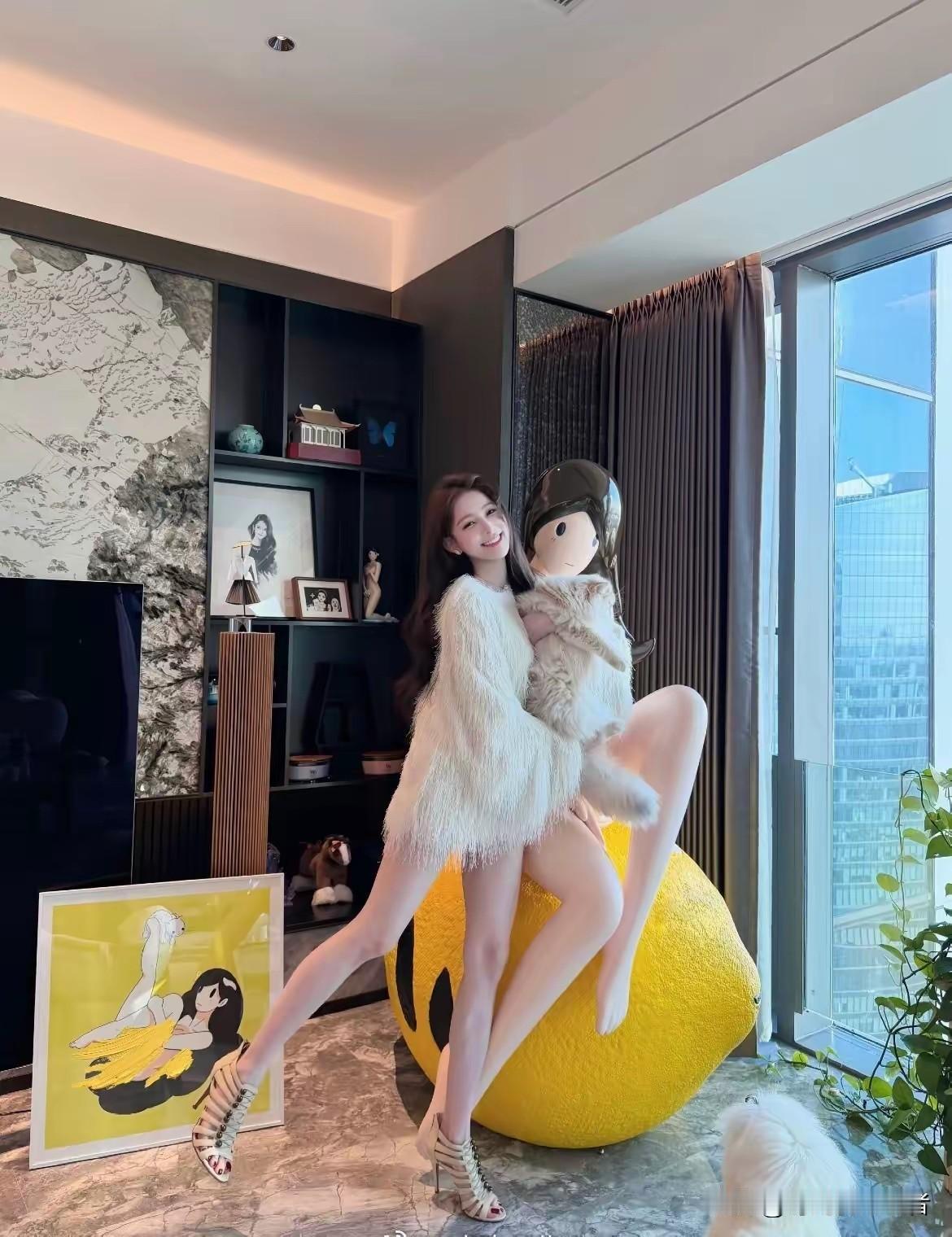 终于看懂为什么黄晓明和叶柯不长远了，叶柯就是奢侈女郎，追求奢华和享受，黄晓明要找