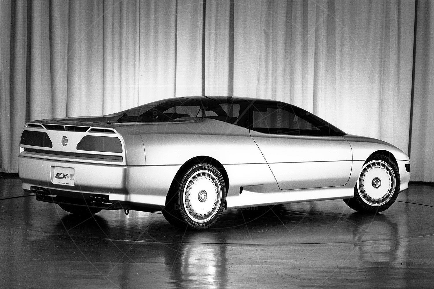 被开除的前JLR设计灵魂人物杰瑞·麦高文代表作品一览：MGEXE概念车（曾影响