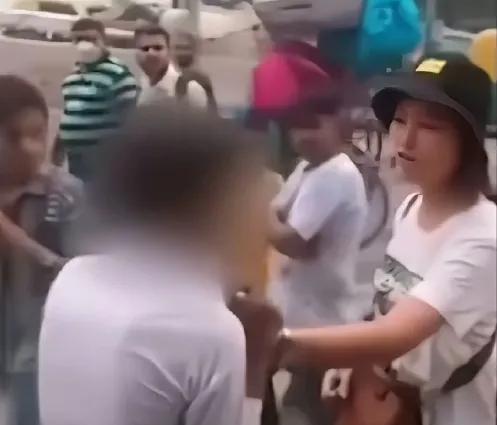 我是中国人，Chinese！还记得吗？2020年，有个中国女生去印度旅游，被一
