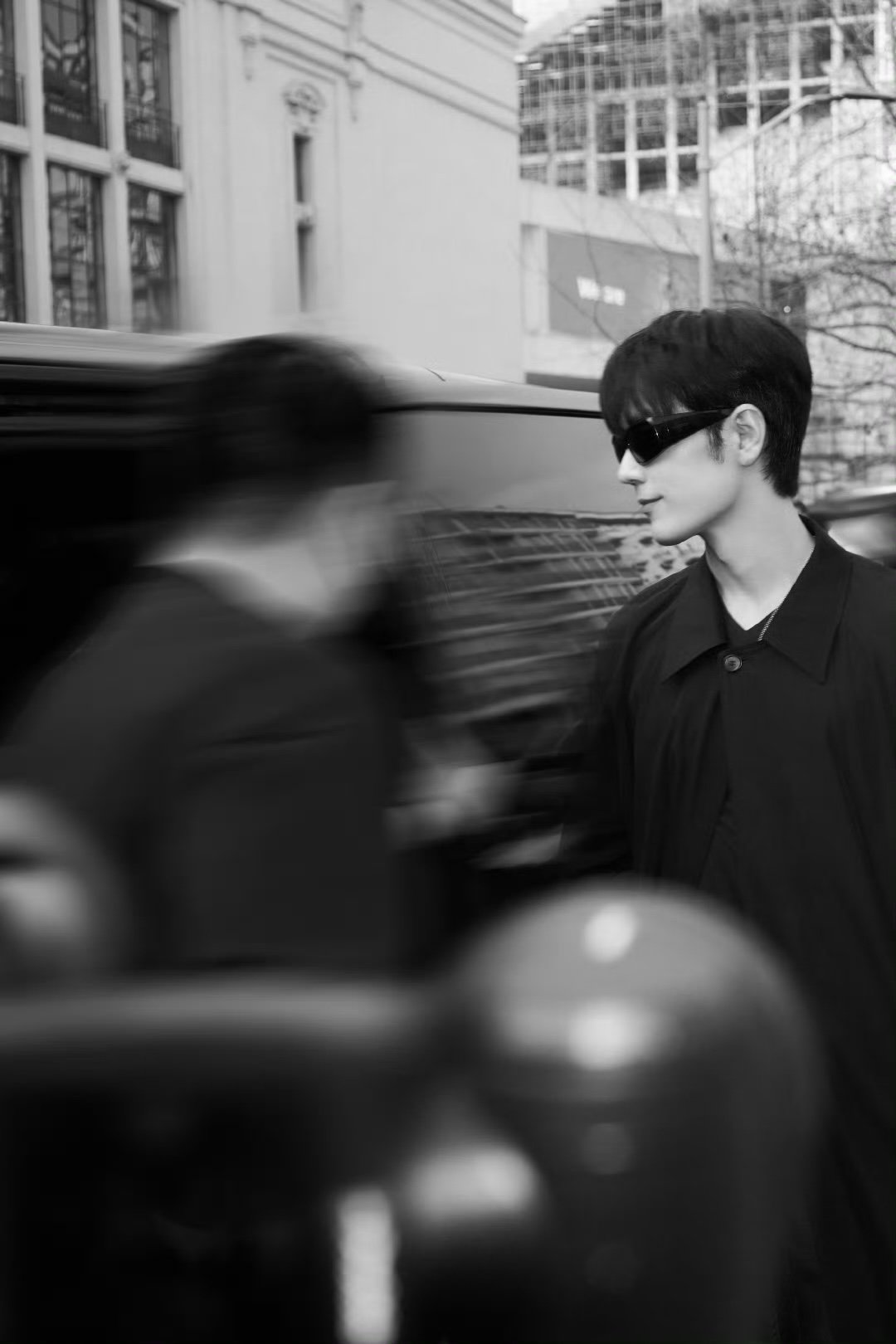 肖战丑一点都hold不住肖战顺产头啊啊啊啊肖战好适合这个发型