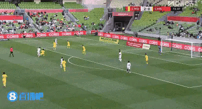 喀麦隆男足真是吓死人了！在今天进行的中国男足和喀麦隆男足的比赛中，当时比赛进行到