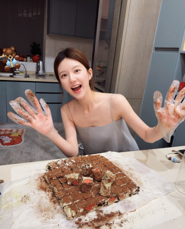 露思你是一个香香软软的小蛋糕