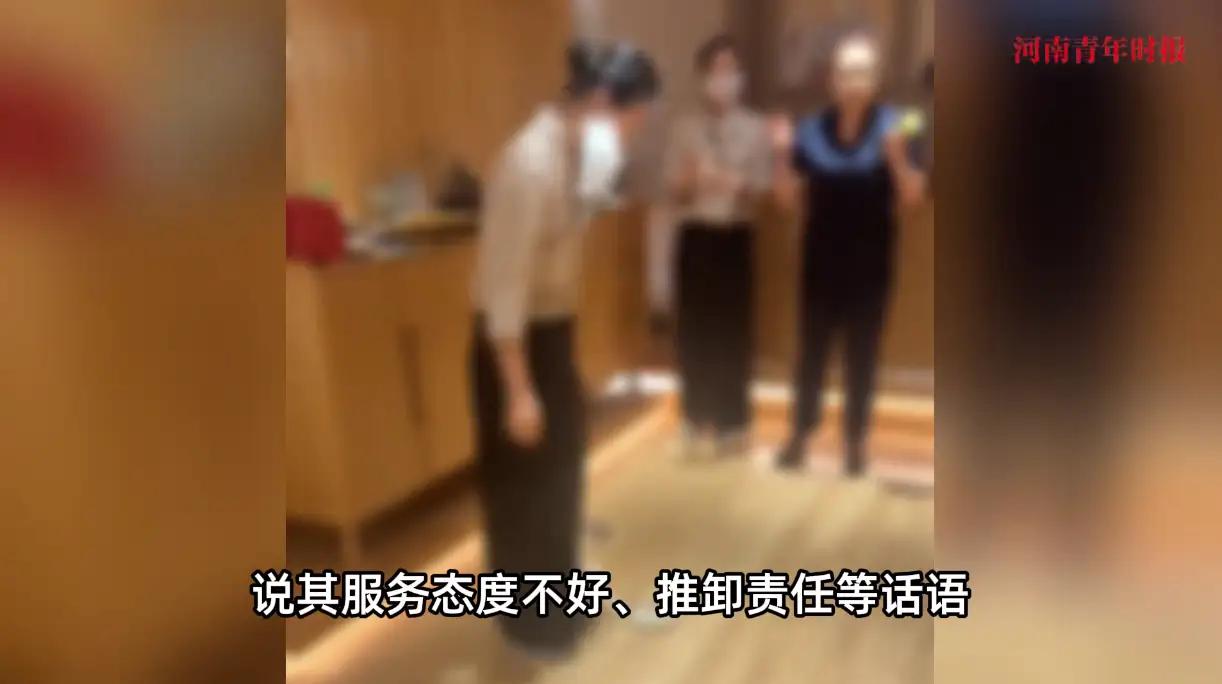 罗永浩人间清醒啊！9月7日大连日料店服务员用开水泼顾客的事让我瞬间醒悟，罗永