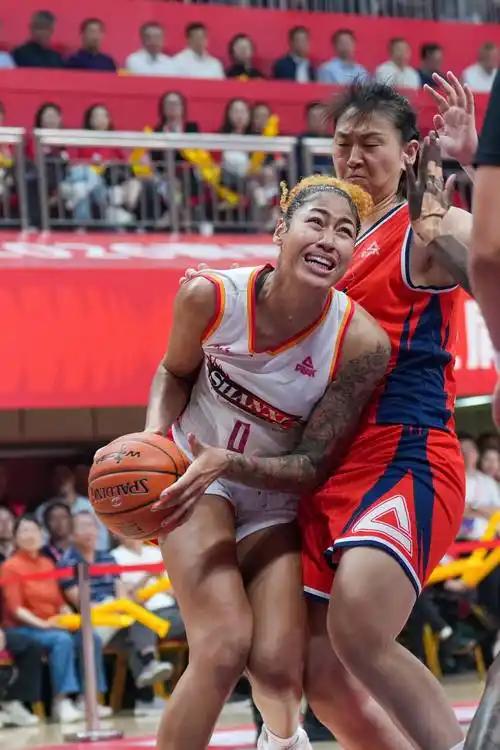 今晚绝境中的四川蜀道远达女篮想战胜山西竹叶青酒女篮创造奇迹主要取决于几点。中国