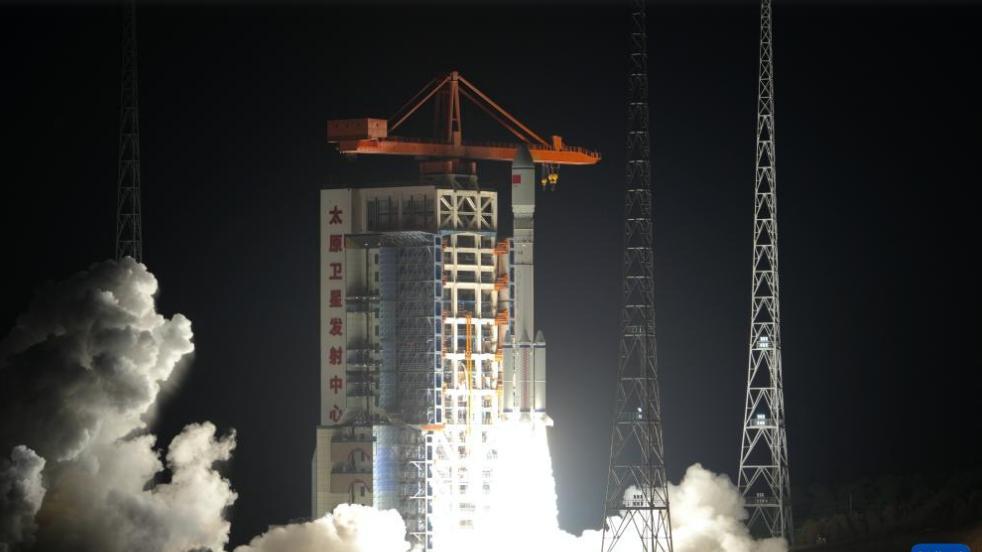 事实很清楚了，我们早就布局卫星互联网了，马斯克的“星链”有难了。最近，中国成功