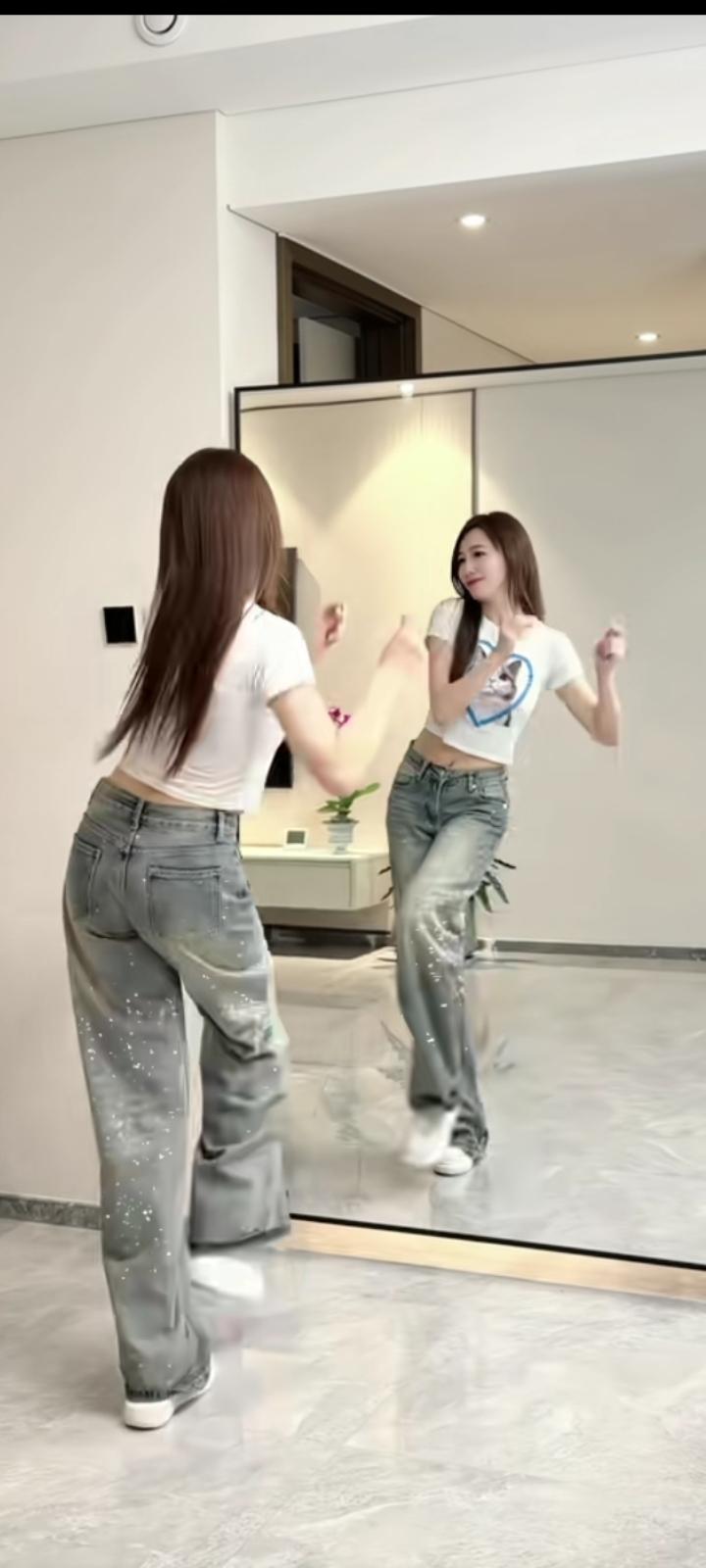 我什么都没忘，只是有些事，适合收藏，不能说，不能想，却也不能忘。