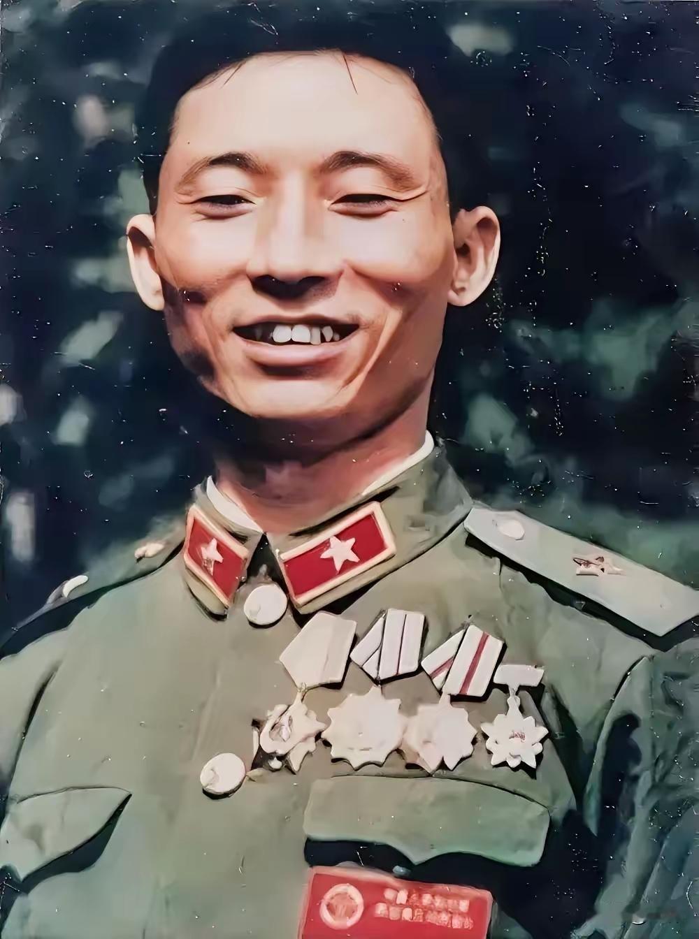 1978年，已经是26岁“大龄青年”的刘保健从军队回家探亲，刘保健1972年入伍