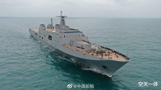 071E即将交付，与自用版没有区别，出口表现不如韩国<em>船坞登陆舰</em>？