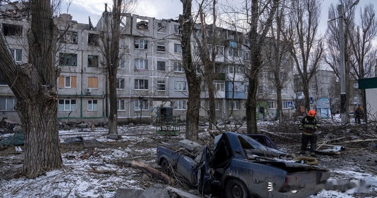 敌人调集了大量兵力：乌克兰志愿军布拉图克谈波克罗夫斯克防御战敌方在波克罗夫