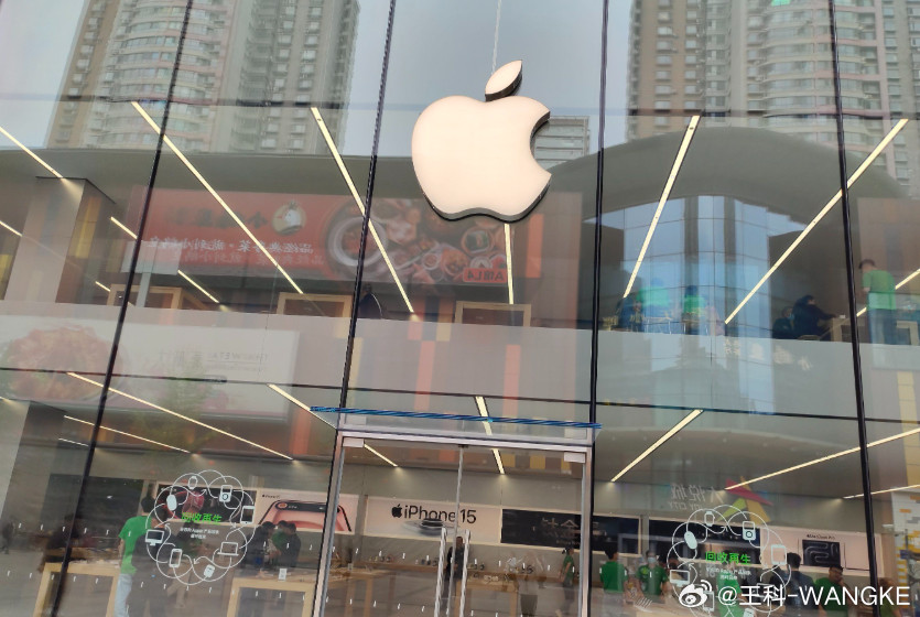 iPhone史上最大规模产品革新来了自从乔帮主走后，感觉iphone没怎么变过