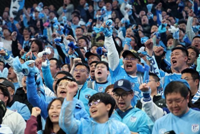 中超上座人数再创纪录！单轮超30万人现场观看
