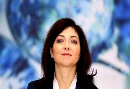 德国女部长那句“狠狠打击中国”，我听着都乐了。话音刚落，大众的工厂流水线就停了